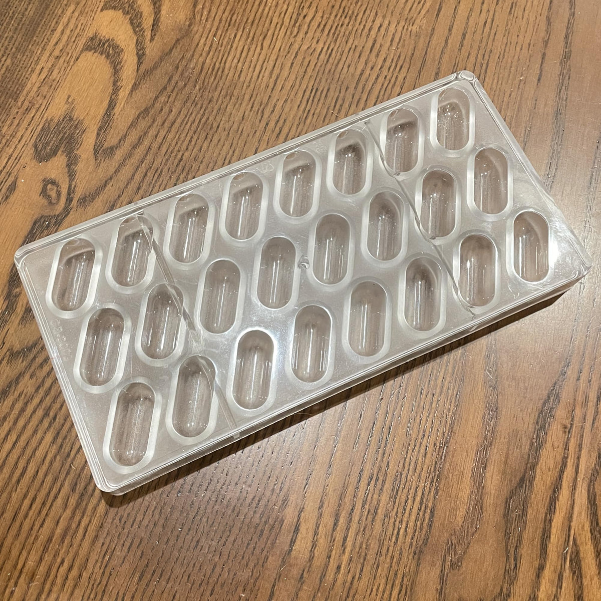 24 Cups 1.6Inch Large Capsule Shape Oval Chocolate Mold Polycarbonate Bonbon Chocolate DIY Mould Truffle Candy Making Tool Tray Oval Chocolate Bomb Mold
