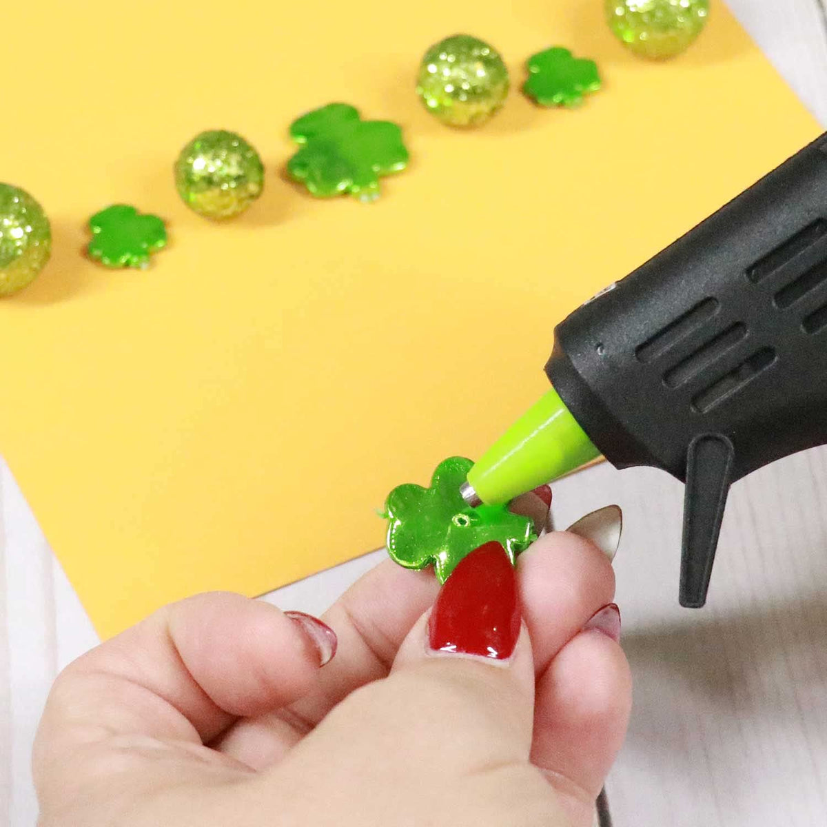 Mini Size 10W High Temperature Glue Gun Kit with 25 Glue Sticks