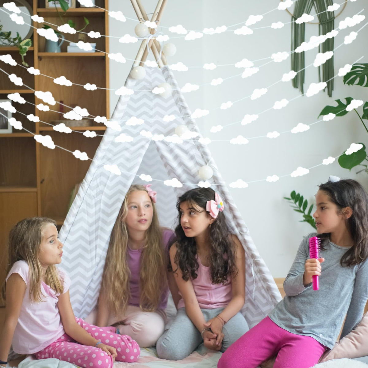 LOONELO White Cloud Hanging Paper Banners, 4 Pack Cloud Garland Party Decoration Kit, White Artificial Paper Cutouts String Banners, DIY Cloud Decorations for Birthday Baby Shower Wedding Nursery