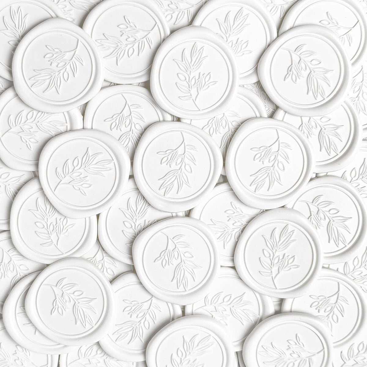 Pilloze 50Pcs White Self-Adhesive Wax Seal Stickers - Wax Seal Perfect for Wedding Invitation or Envelope Good Adhesion and Easy to Use, Wedding Invitation Accessories